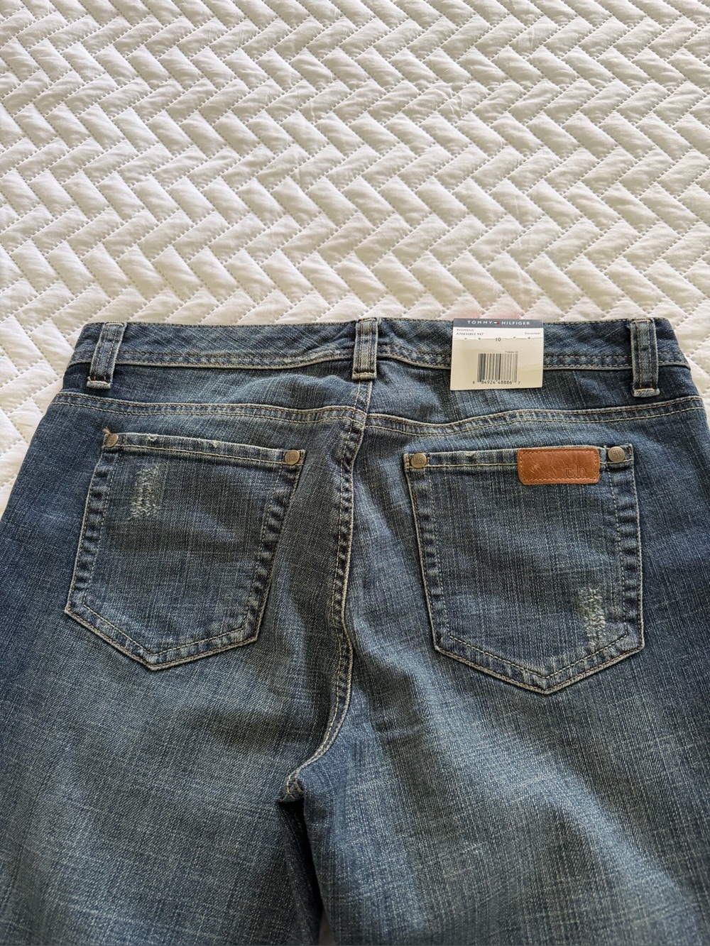 Women’s Tommy Hilfiger straight leg jeans